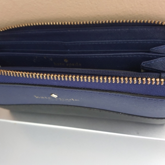 Kate Spade Continental Wallet - Picture 2 of 3